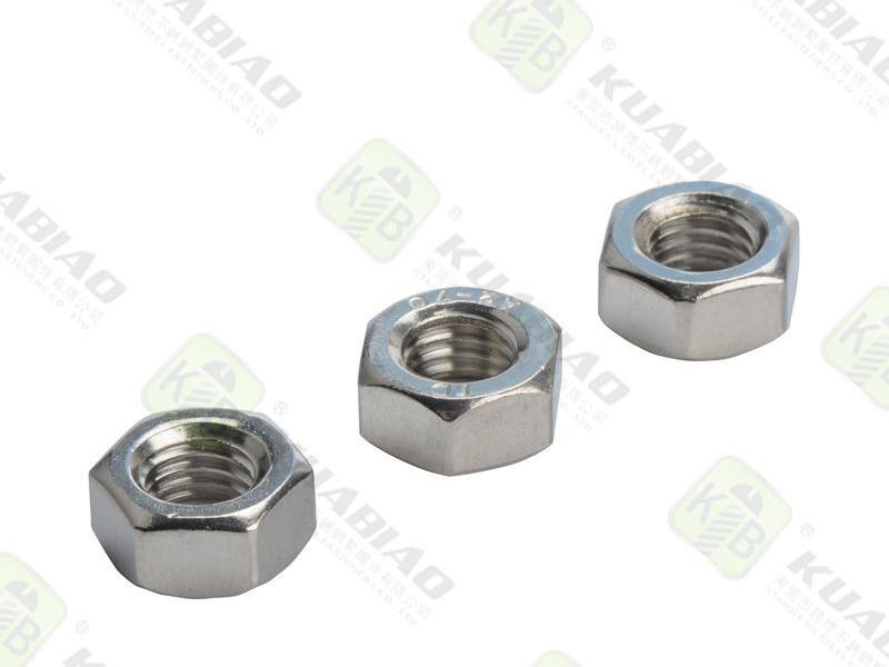 木質(zhì)復合板用什么螺絲釘（木質(zhì)復合板材）