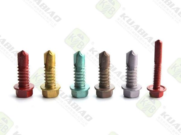 集中式光伏板螺絲型號(hào)規(guī)格(光伏發(fā)電用的螺絲型號(hào))