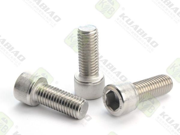 光伏各個(gè)型號(hào)螺絲運(yùn)用方法(光伏發(fā)電用的螺絲型號(hào))